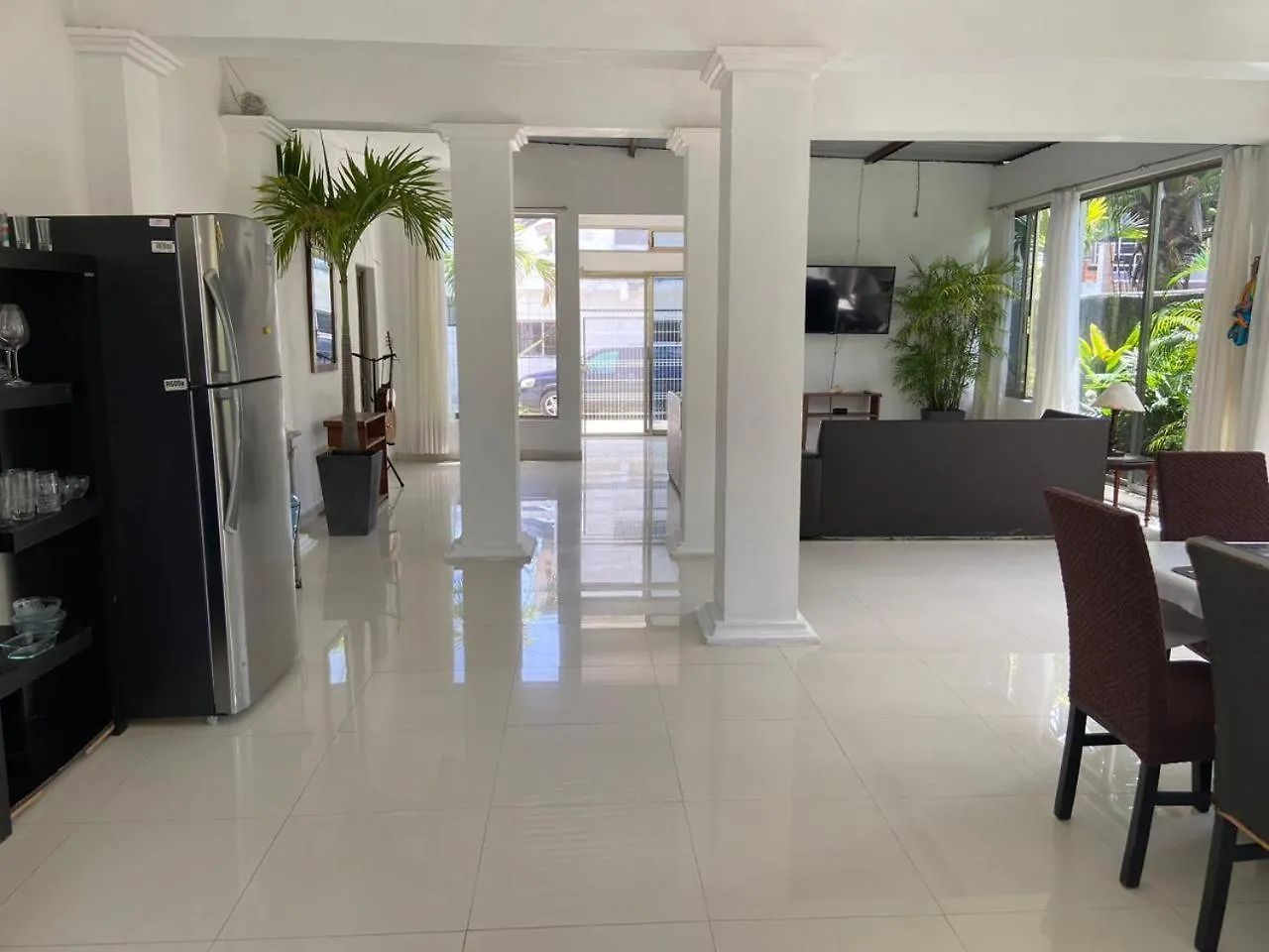 Casa Donde Entra La Luz Y Vive La Naturaleza Cctv Villa